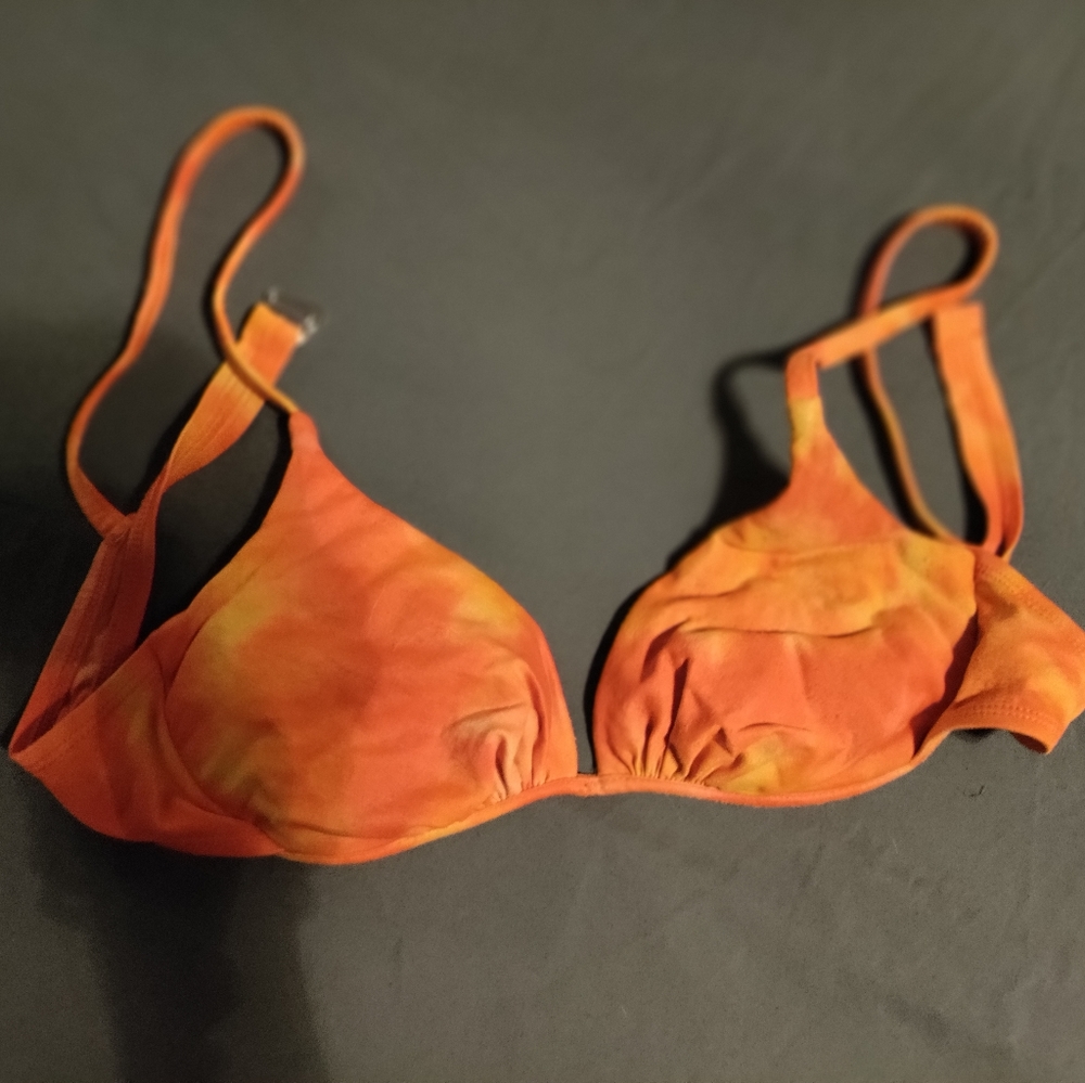 Bikini top